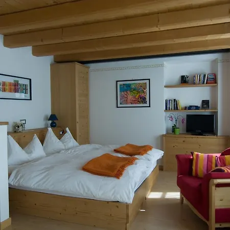 Tana De 'l Ors Inn
